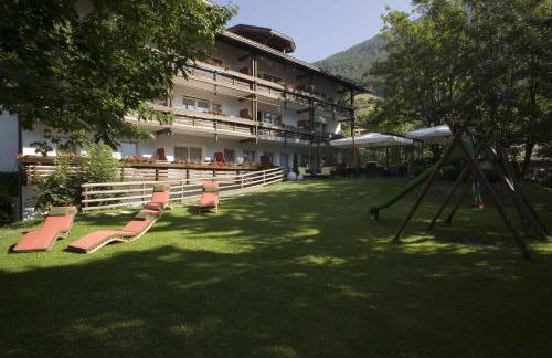 Residence Hotel Alpinum - Photo 80