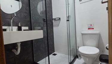 Sua Estadia Angra - Casa de 2 Quartos no Centro de Angra - Foto 5