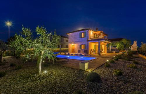 Rustic Villa Bellamare - Photo 38