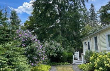 Cozy 2-bedroom Cottage with Access to Bantam Lake - Foto 5