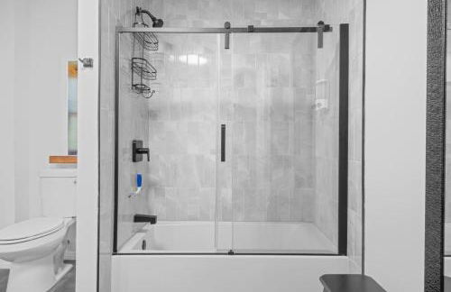 Twisted Tree with Arkansas River Views and Hot Tub - Foto 17