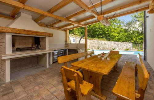 Villa Antani with heated pool, sauna & jacuzzi - Foto 33