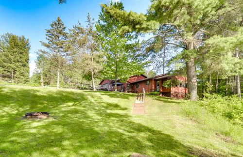 Grill and Fire Pit Waterfront Cameron Retreat! - Foto 31