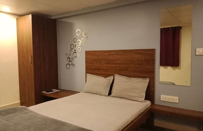 Tranquil Serviced Apartments - Photo 33