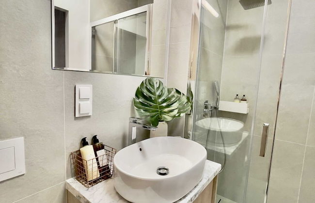 Pearl Apartment - LoftAffair - Photo 29