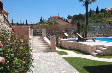 Villa Guardian Heritage - Photo 13