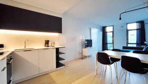 Apartamento céntrico, moderno, Terrassa Rambla - Photo 5