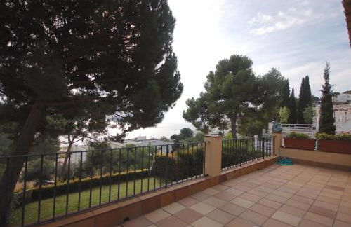 LETS HOLIDAYS Lovely garden house in mar menuda - Foto 8