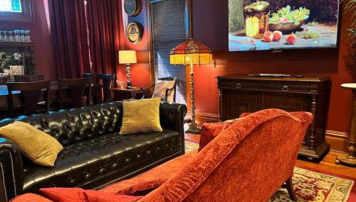 Large Historical Home for Groups Walk to Downtown! - Foto 5