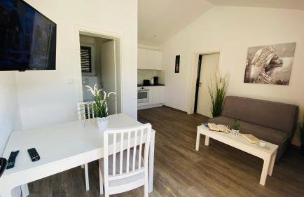 Villa Ludilo mit 4 Apartments in Poljica - Marina bei Trogir Split - Photo 22