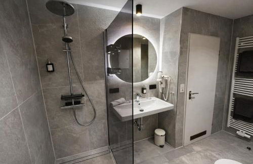 Haus der Weine - Foto 73