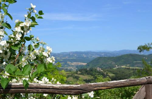 Stunning Holiday Home in Umbria With Jacuzzi - Foto 84