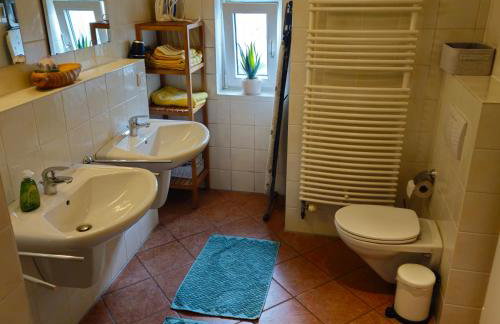 Ganze Wohnung mit Garten - Foto 28