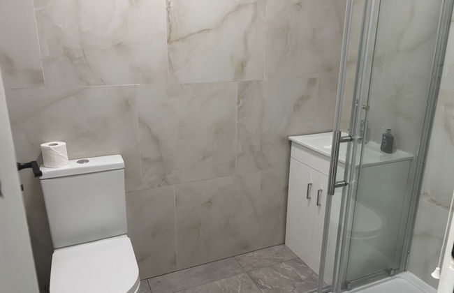 Luton Centrally Located Apartment v Close London Luton Airport - Foto 8