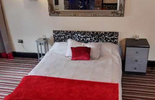 The Saracens Head Old Lounge - Foto 7