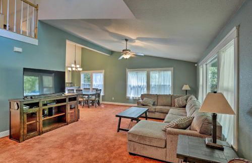 Spacious Downtown Chico Home about Half Mile to CSU! - Foto 3