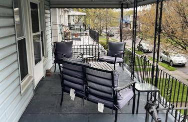 420 friendly 3 bedroom upstairs apartment - Foto 10