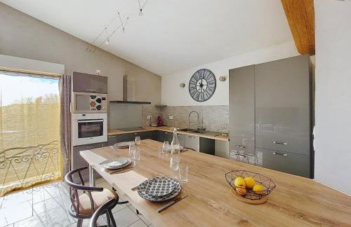 Le 34 degrés sud - 2 chambres - jardinet et jacuzzi - Foto 3