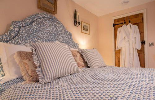 Elegant Number Two - Photo 29