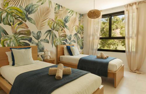 Floral Oasis by Chaparral Beach - Photo 17