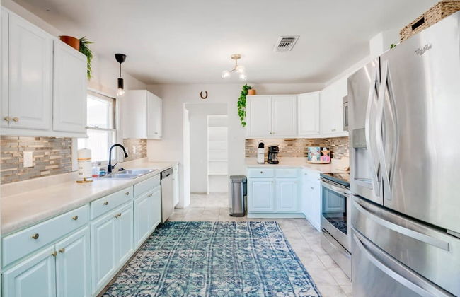 5 2 two Kings hot tub Firepit 16min to Wine Trail Nearby Pickleball Courts Pool - Foto 21