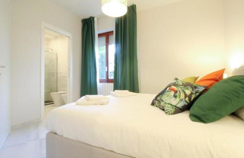 Parrots & Palms - Photo 7