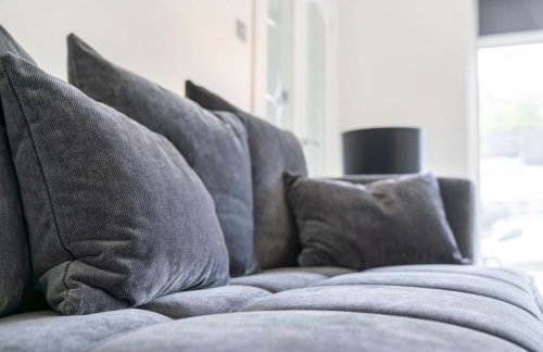 Large 5 Bedroom House Perfect For Group Stays - Free Parking - Near Glasgow - Perfect For Contractors - Foto 4