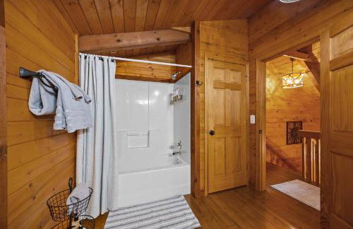 Cozy Maggie Valley Hot tub cabin - Foto 24