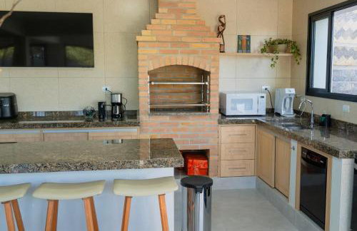 Casa Vento Verde - 5 suítes, piscina aquecida e cozinha gourmet - Foto 12