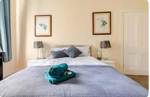 3 Bed Central Apartment - Pet Friendly & Parking - Foto 22