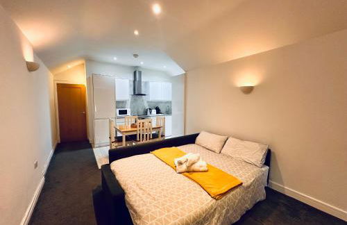 Stylish 1 Bedroom Flat in the Heart of Staines - Foto 4