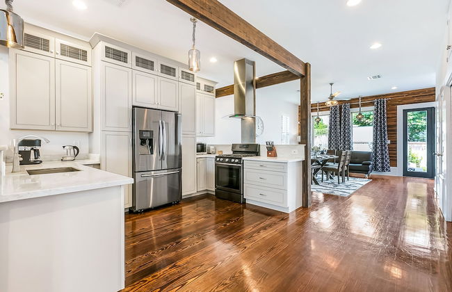 Spacious Townhouse close to FQ & City Hot Spots - Foto 11