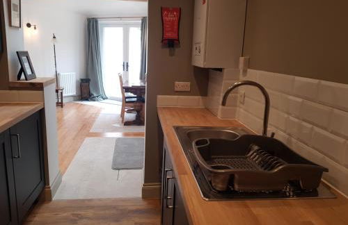 The New Forest Manor Apartment - Photo 11