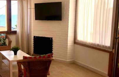 GATU Villa Cielo y Mar junto la playa, terraza , wifi y vista al mar ," Preferente mayores de 25 años y familias " - Foto 14