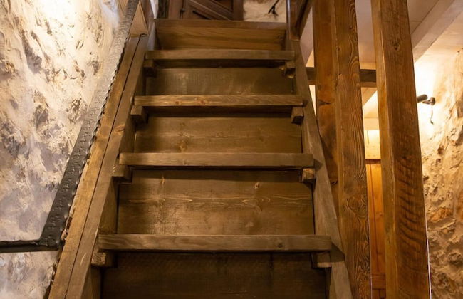 Dandy Villas Tower House Built in 17th Century Pool - Photo 47