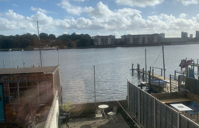 Apartment, Stylish 2 bed Riverside House, 2 Kingsize beds, Free Parking - Foto 64