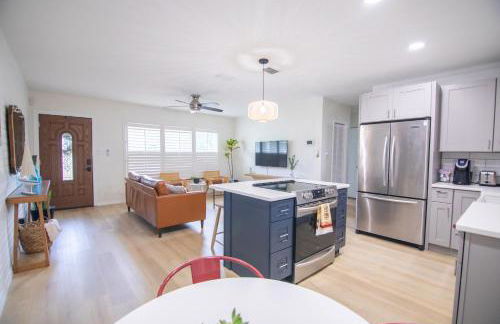 CasaHelena Poolside Paradise,Heated Pool,5min to Beach,IRB Clearwater,BBQ - Foto 25