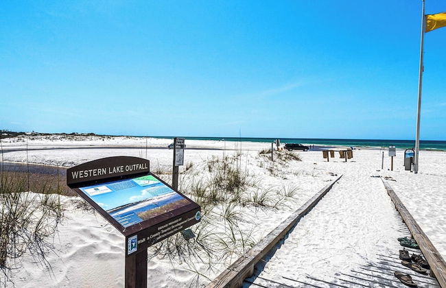 Private Pool in Grayton & Feet to the Beach; Next Door to Chiringo & Red Bar - Foto 46