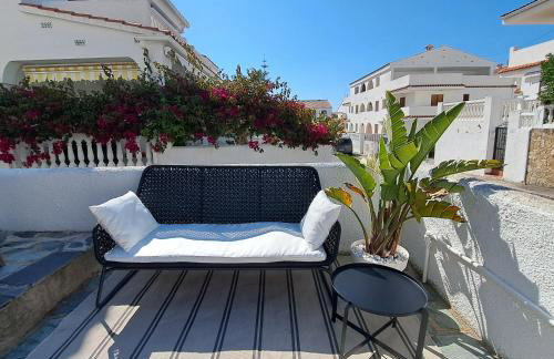 Casa Elisa 3 bedrooms 2 bathrooms 4 airco's shared pool - Foto 2