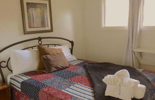 Nugget Place-Includes three separate two bedroom units near Mendenhall Glacier-DISCOUNTS ON TOURS! - Foto 33