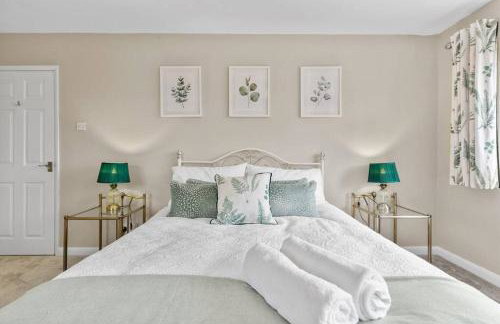 Modern 3 Bedroom Bungalow with Style & Comfort in Leicestershire - Photo 46