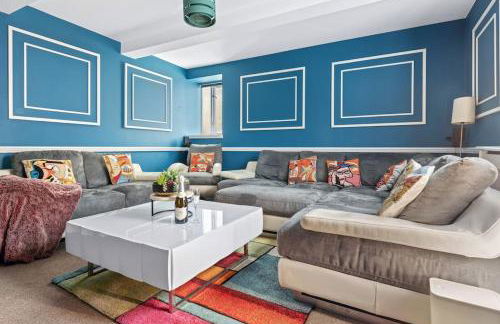 Luxurious 3 Bedroom Apartment in Park Estate - Photo 16