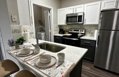 Peaceful 1BR Close to Nature Trails & Shopping - Foto 15