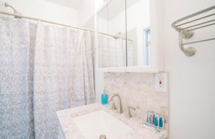 Stylish 5BR DC Retreat Backyard Free Parking - Foto 32