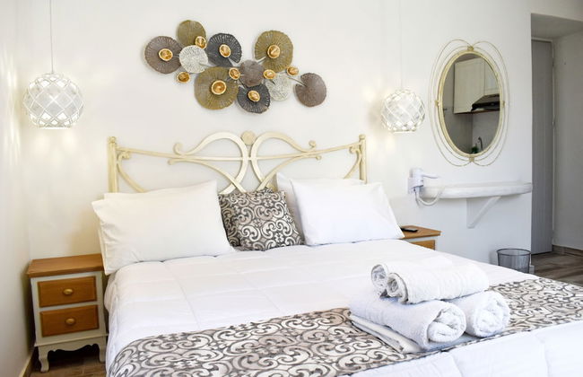 Naxos Enjoy Apartments - Photo 21