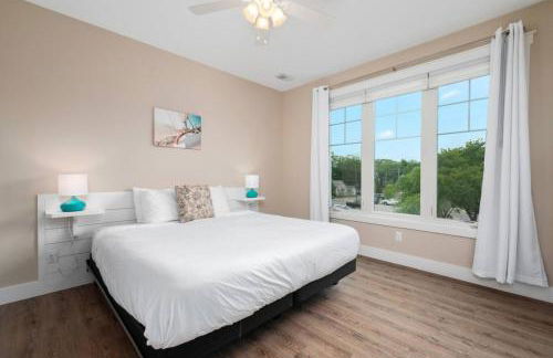 Private Hot Tub The Perch 14 Patio 2BR Downtown - Foto 7