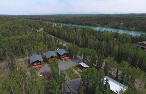 Walk to Kenai River Forested Fishermans Cabin! - Foto 5