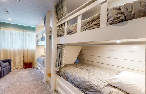 Pool, Hot Tub and Pool Table! Grand Home in Tomball - Foto 23