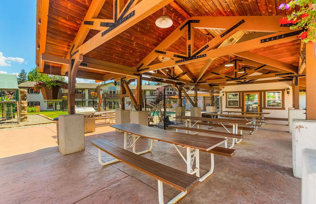 Icicle Village Winter Wonderland. Pool - Foto 27