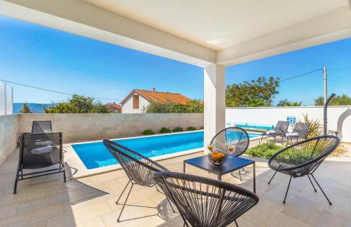 3 Bedroom Gorgeous Home In Linardici - Photo 10